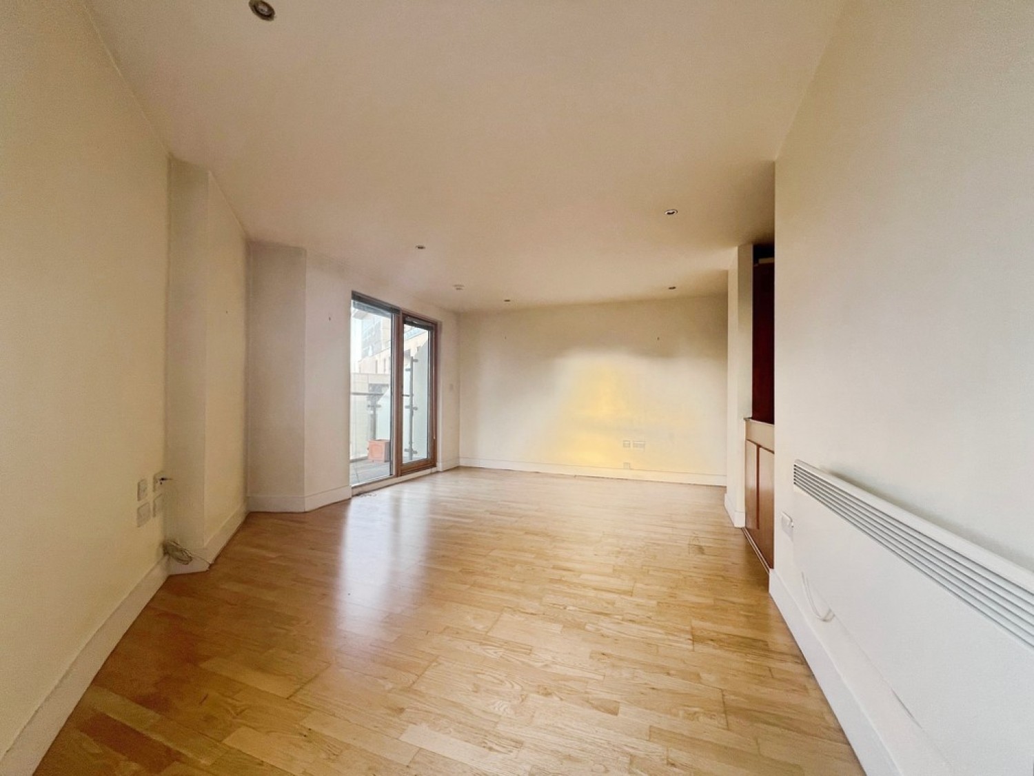 2 bedroom Flat for Letting Magellan House