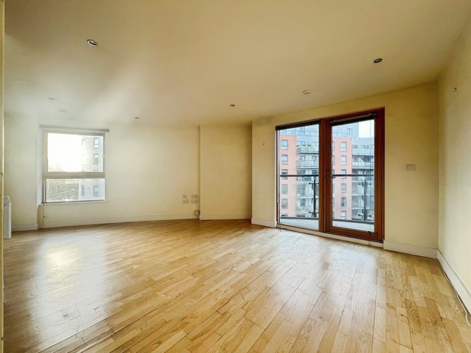 2 bedroom Flat for Letting Magellan House
