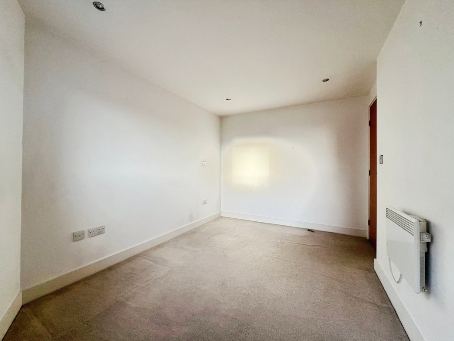 2 bedroom Flat for Letting Magellan House