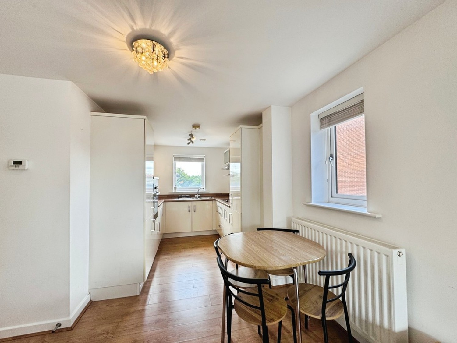 2 bedroom Flat for Letting Cable Place, H2010