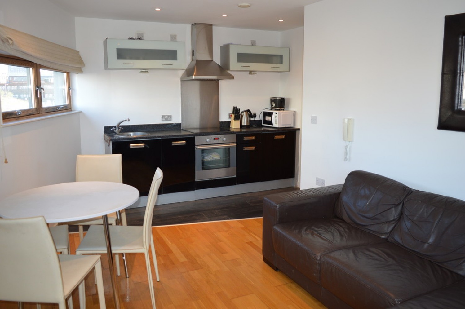 2 bedroom Flat in The Gateway East