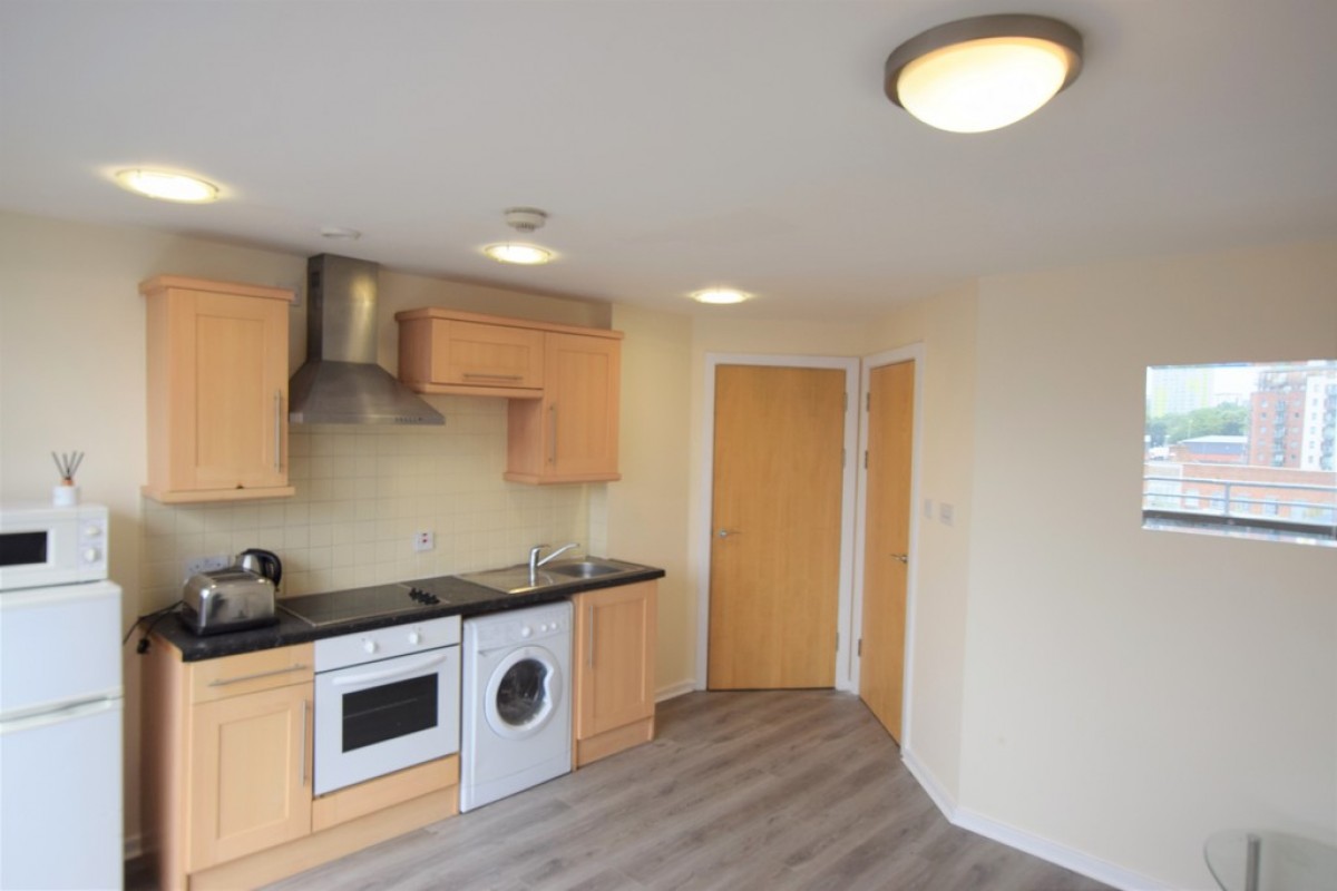 Ahlux House, Millwright Street