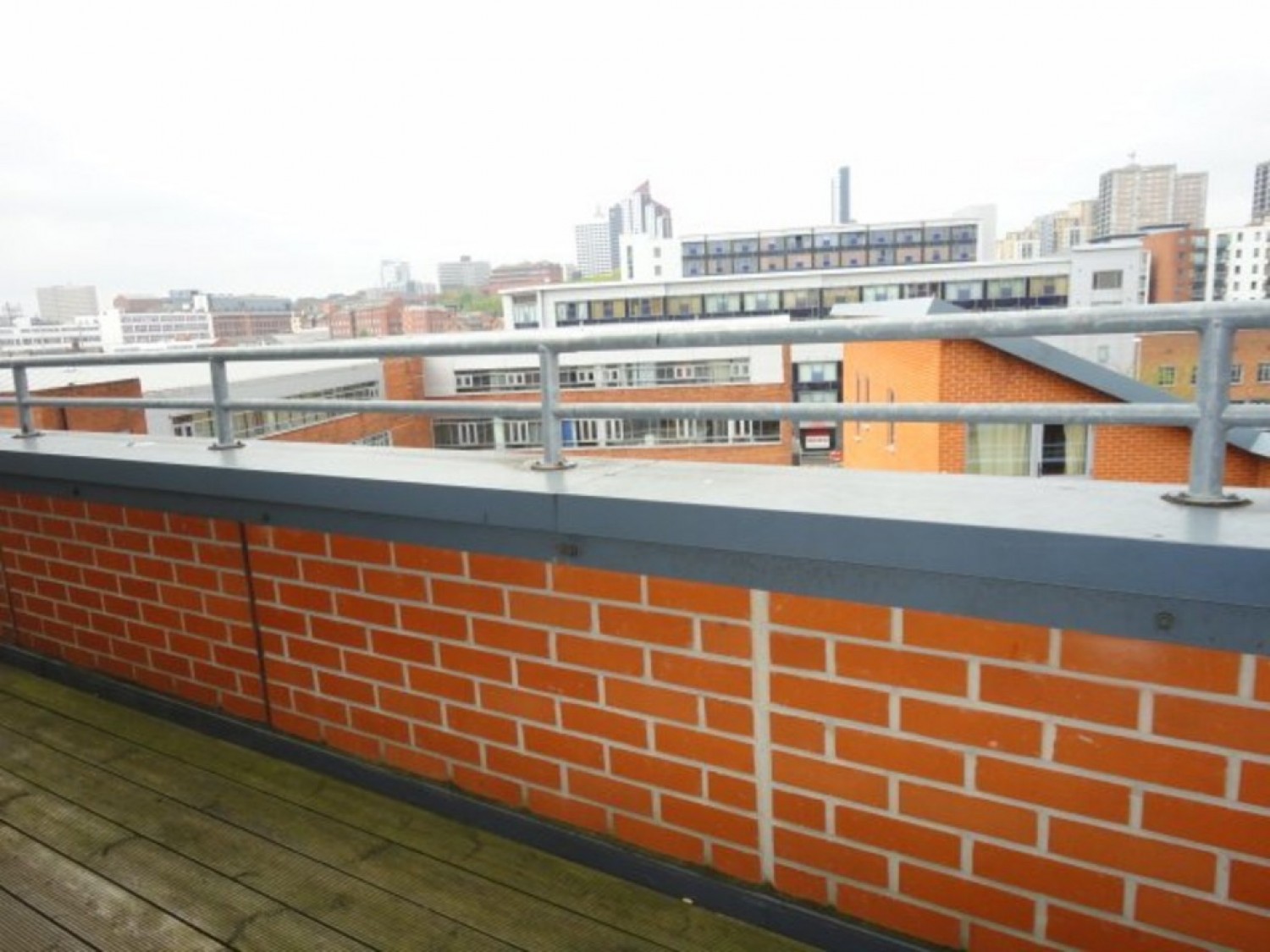 2 bedroom Flat for Letting Ahlux House, Millwright Street