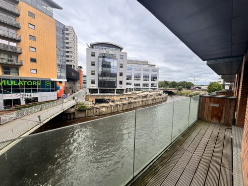 Watermans Place, Granary Wharf