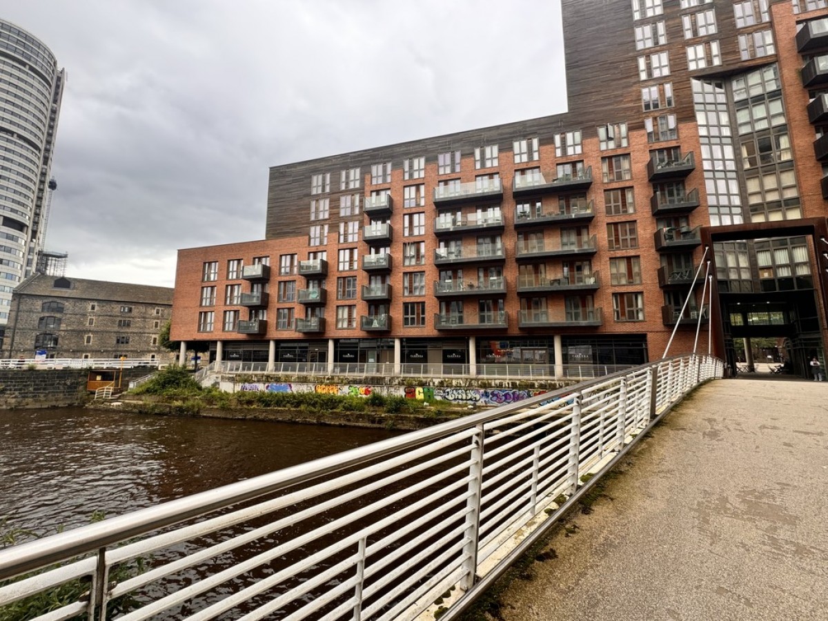 Watermans Place, Granary Wharf