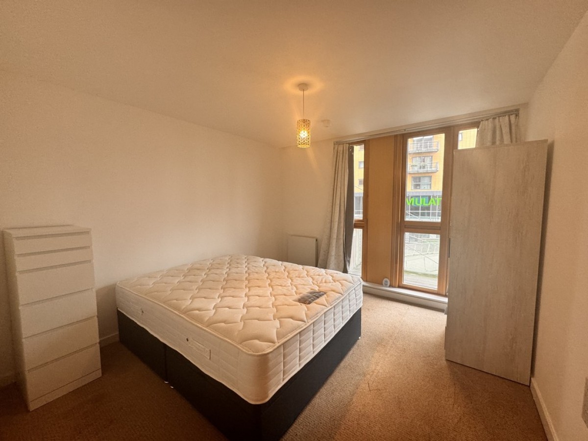 Watermans Place, Granary Wharf