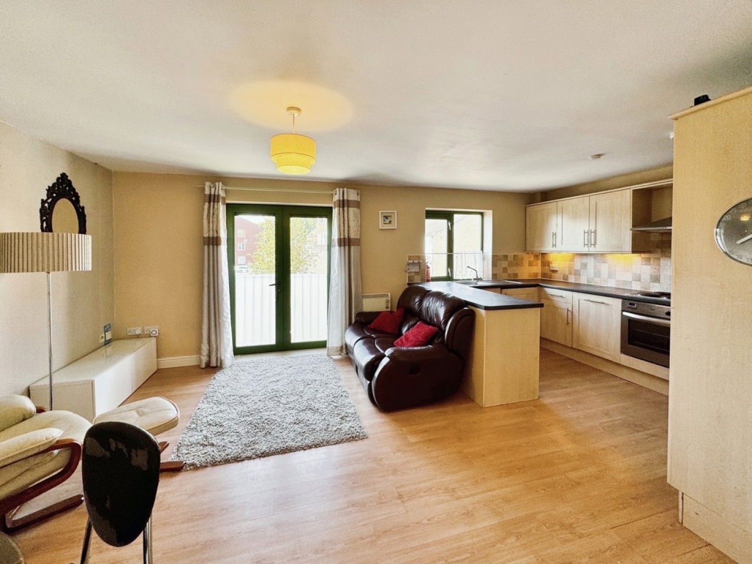 2 bedroom Flat for Letting Admiral Street, Leeds