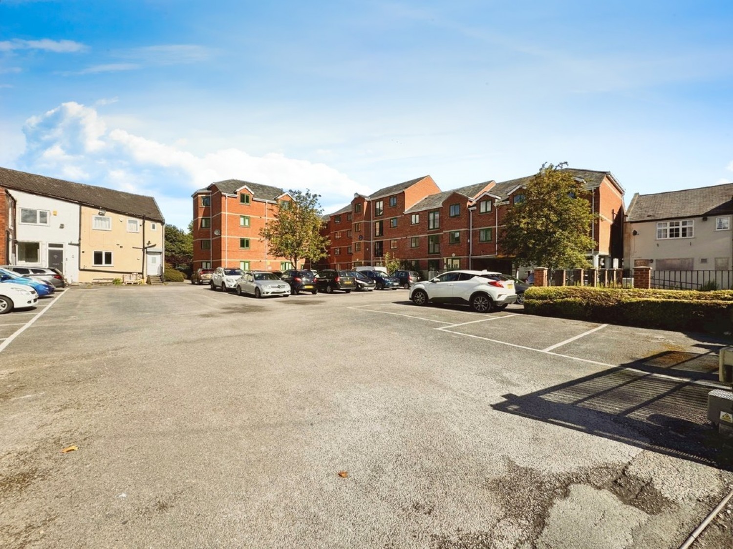 2 bedroom Flat for Letting Admiral Street, Leeds