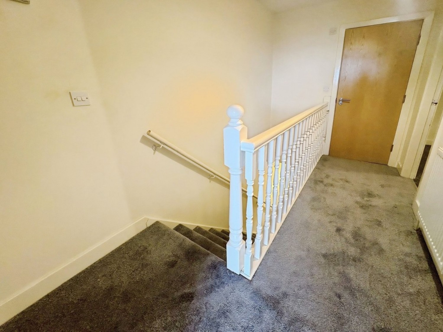 Hunters Court, Hunters Way