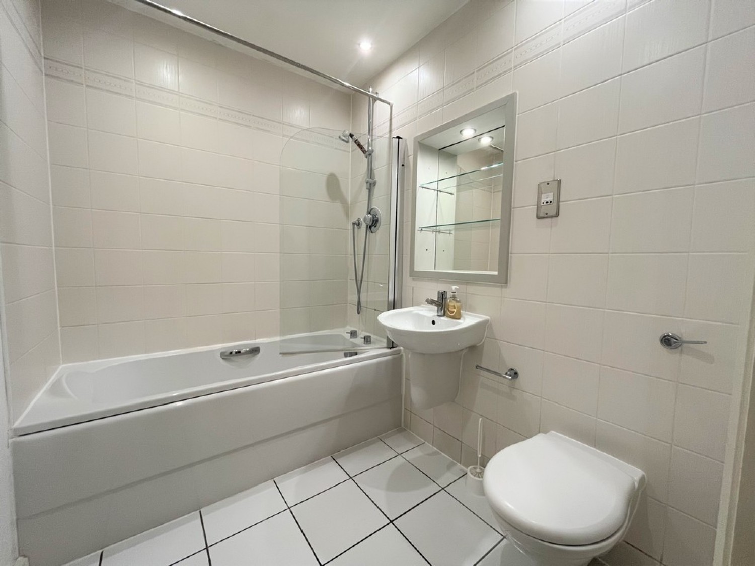 3 bedroom Flat for Letting Regents Quay, Brewery Wharf