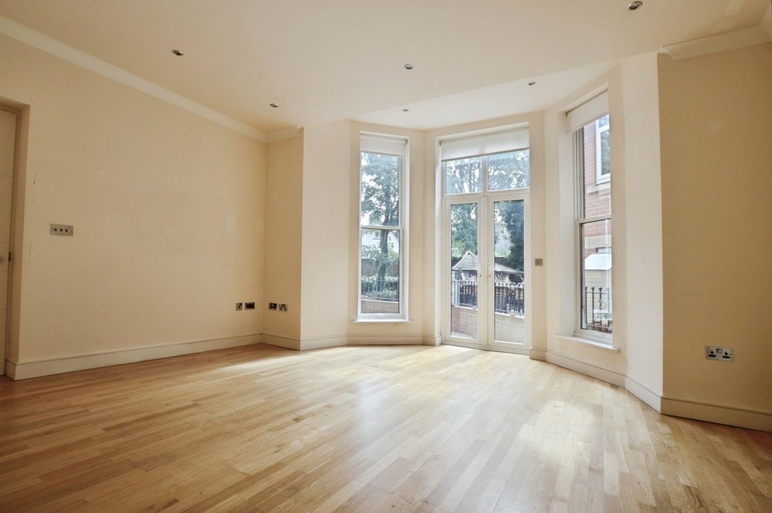 2 bedroom Flat for Letting The Hall, Chapel Allerton