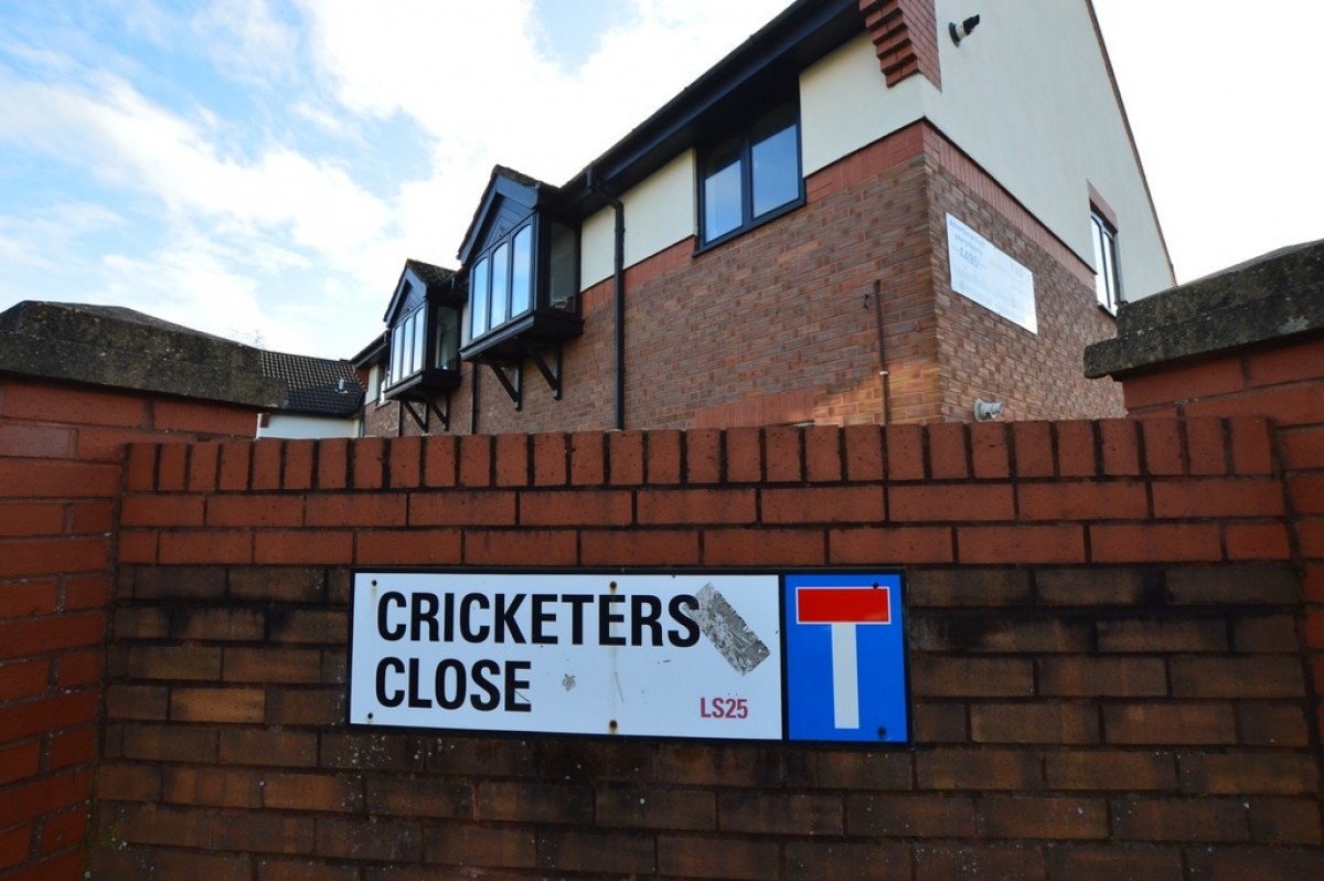 Cricketers Close