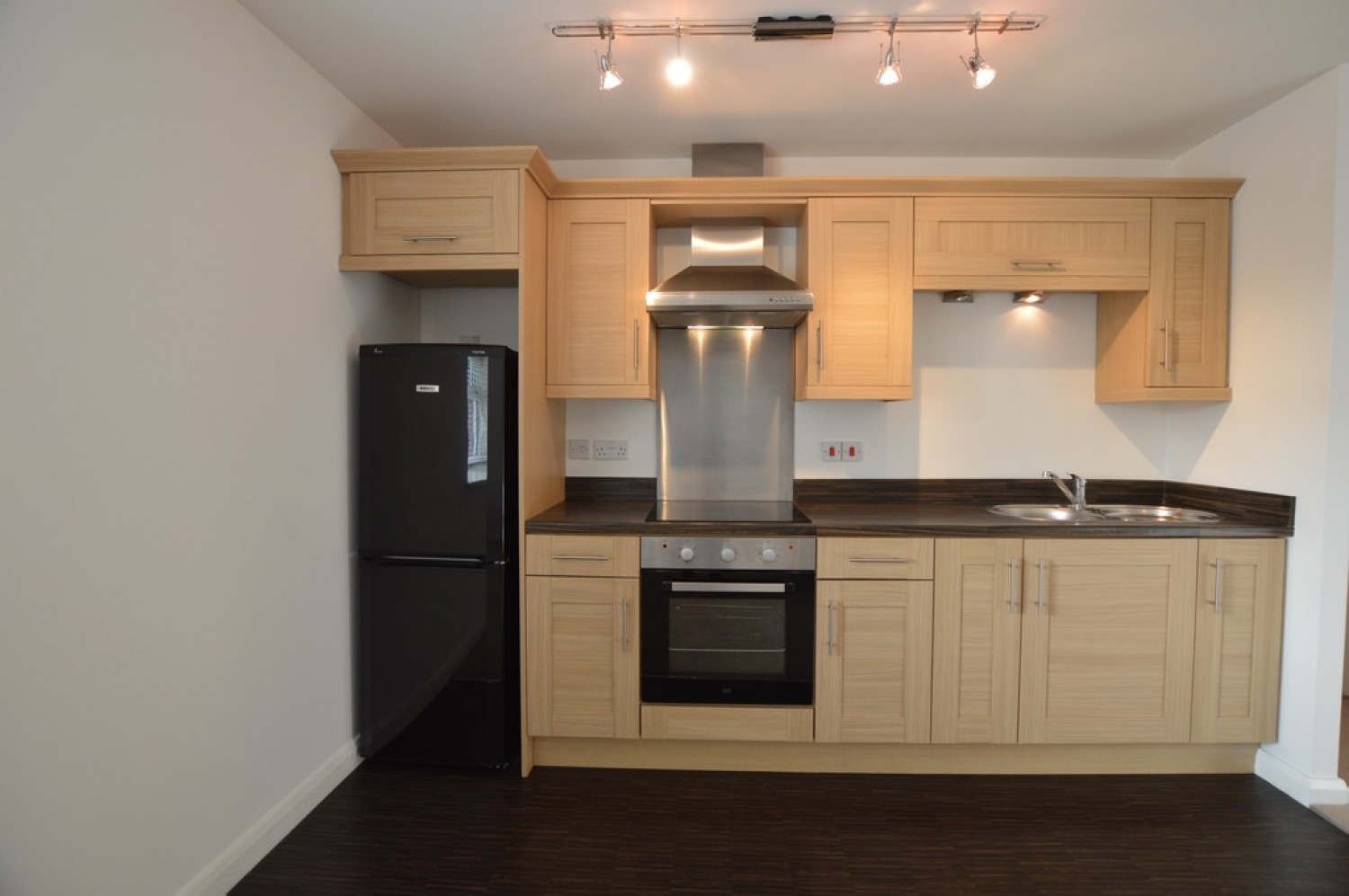 1 bedroom Flat for Letting Headland Court