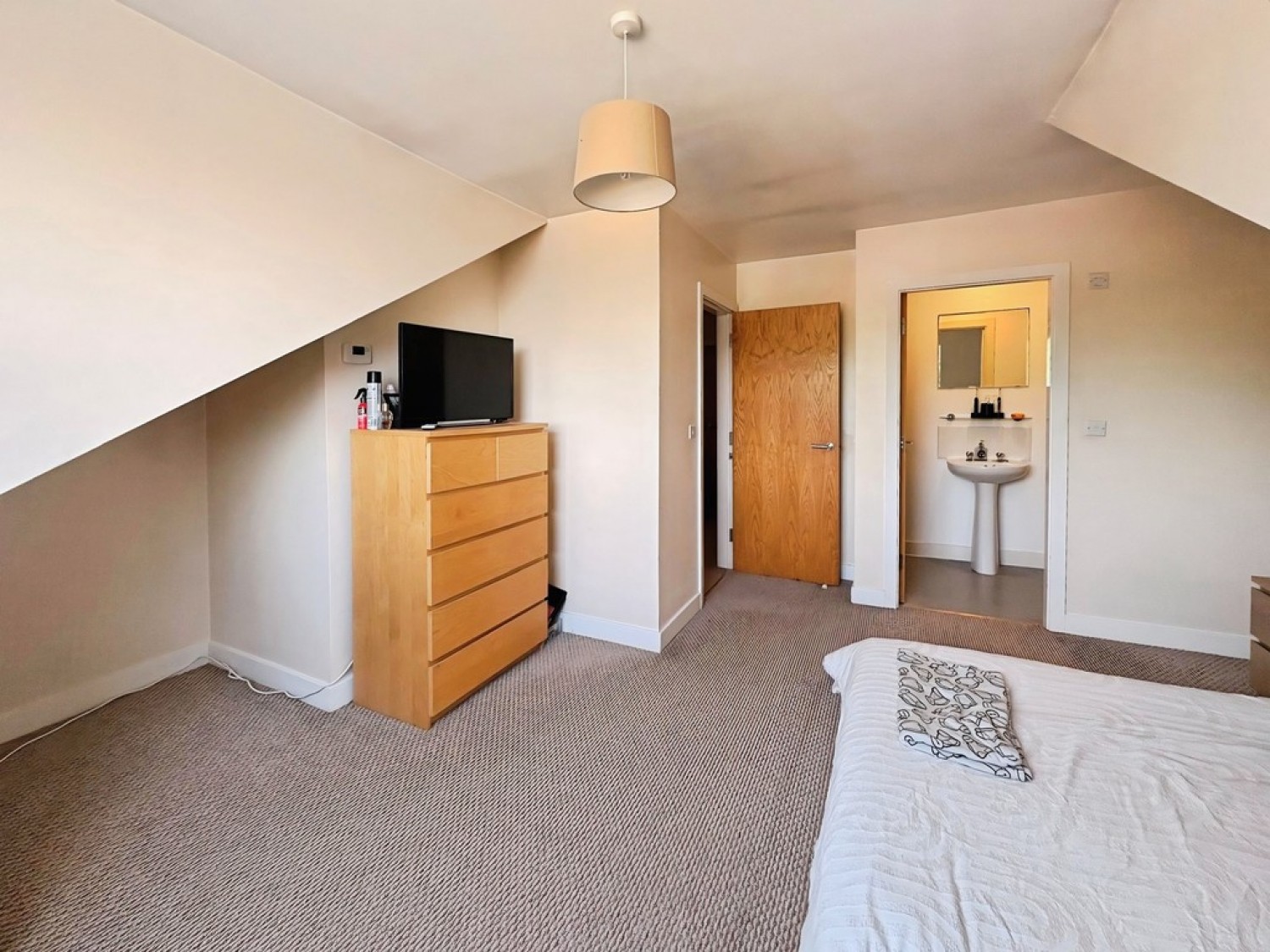 2 bedroom Flat for Letting Hunters Court, Hunters Way
