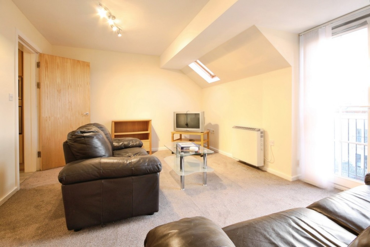 2 bedroom Flat in Miners Mews, Micklefield