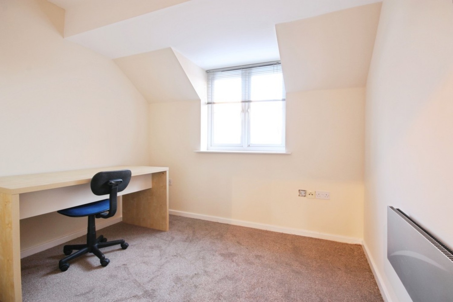 2 bedroom Flat in Miners Mews, Micklefield