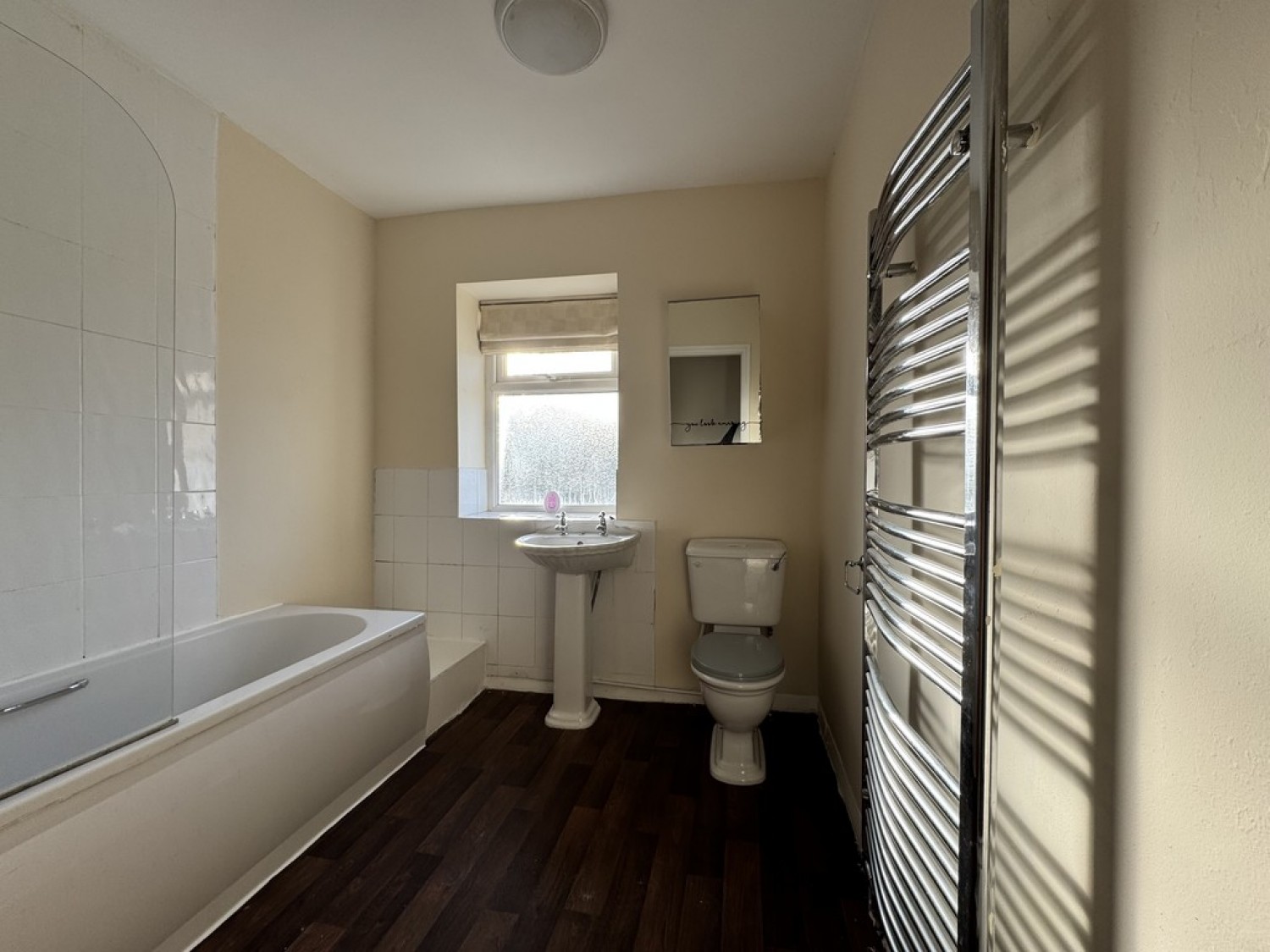 3 bedroom House for Letting The Crescent, Micklefield