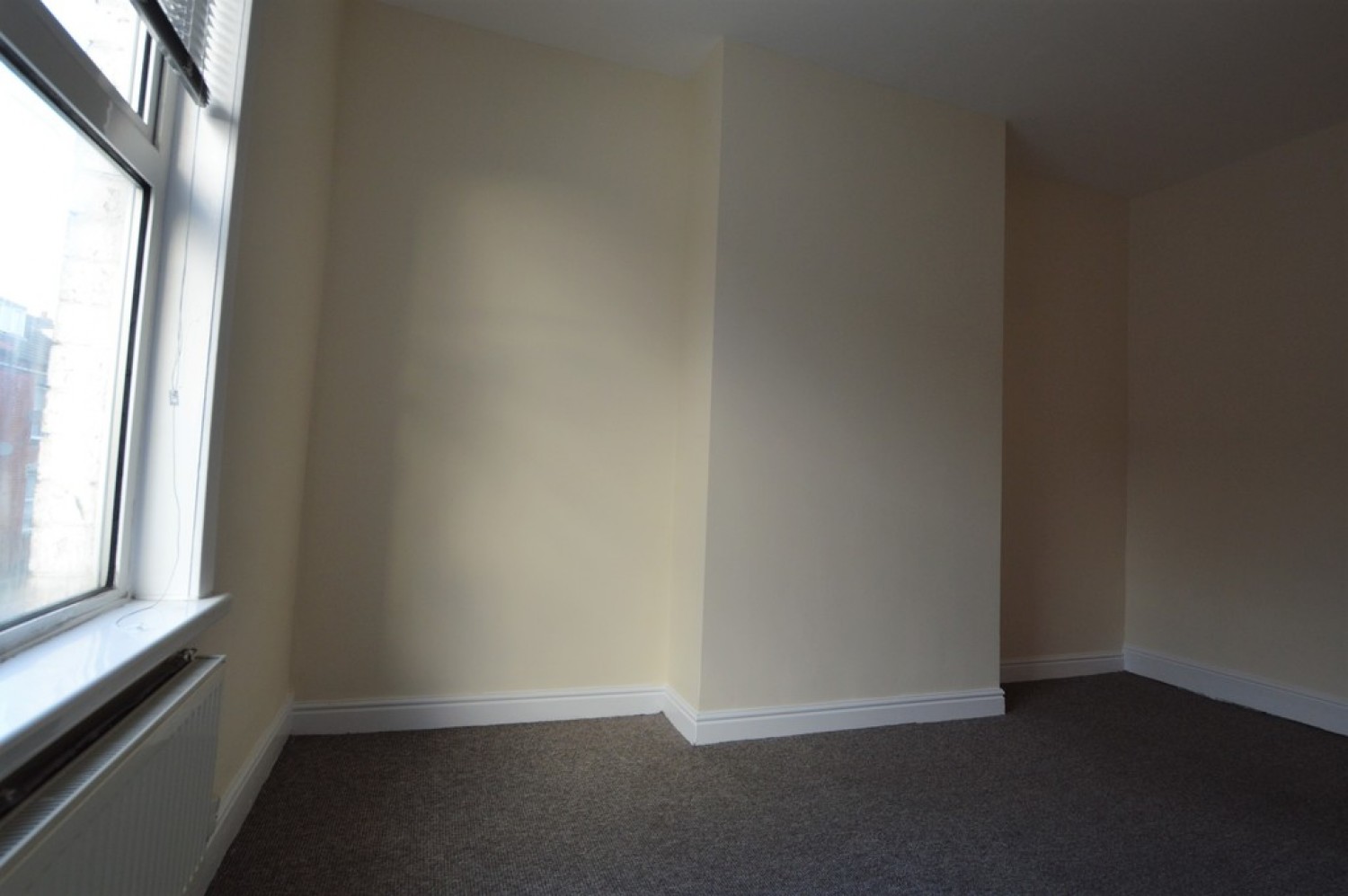 2 bedroom House for Letting Barden Terrace, Wortley, Leeds