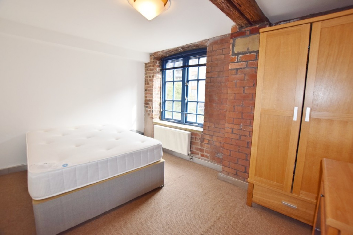1 bedroom Flat for Letting Simpsons Fold West, 22 Dock Street