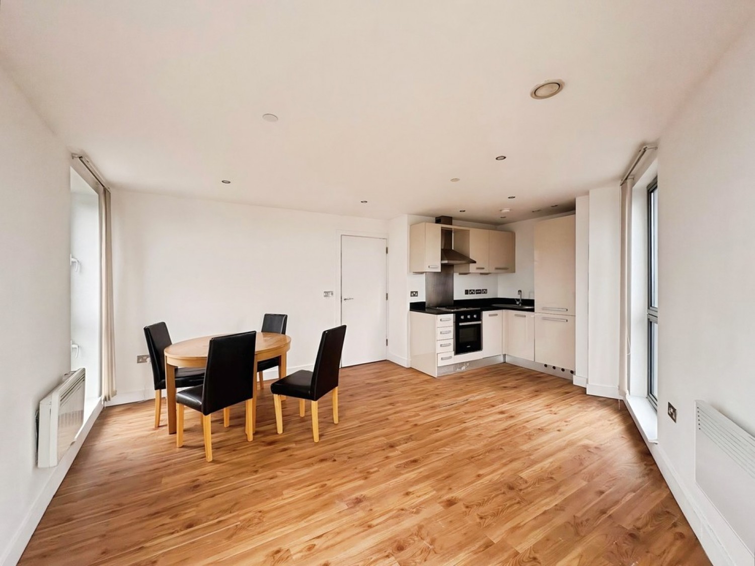 2 bedroom Flat in Echo Central Two, Cross Green Lane