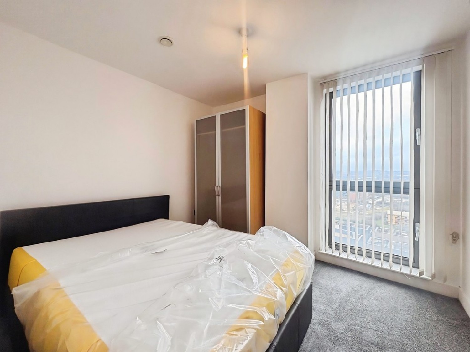 2 bedroom Flat in Echo Central Two, Cross Green Lane