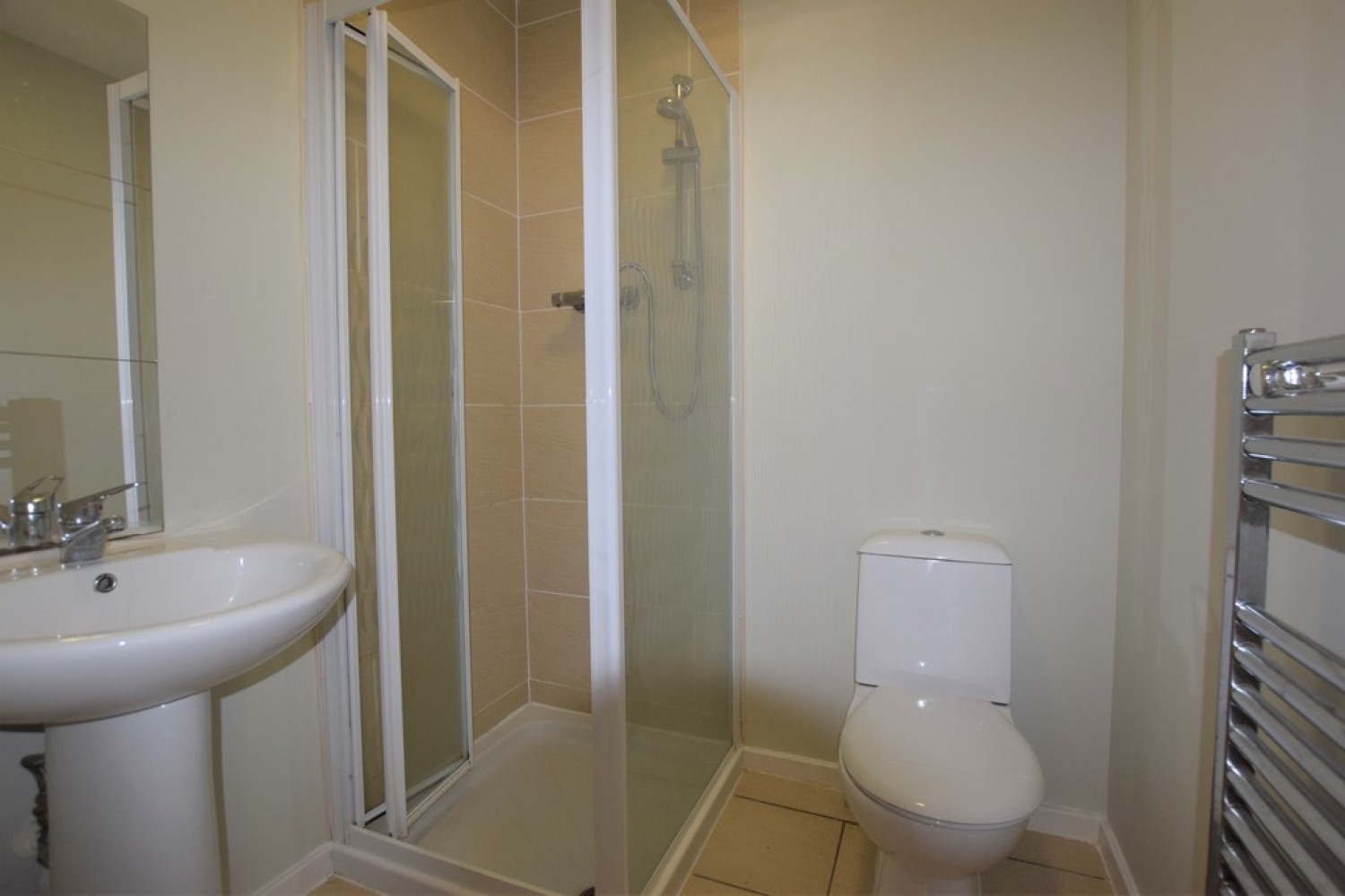2 bedroom Flat for Letting Ahlux Court, Millwright Street