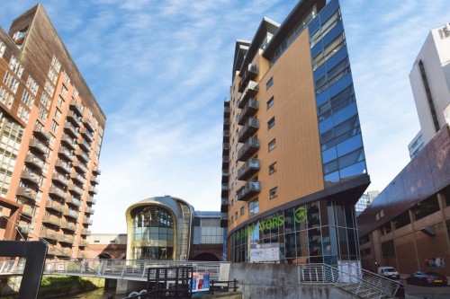 Blue, 3 Little Neville Street