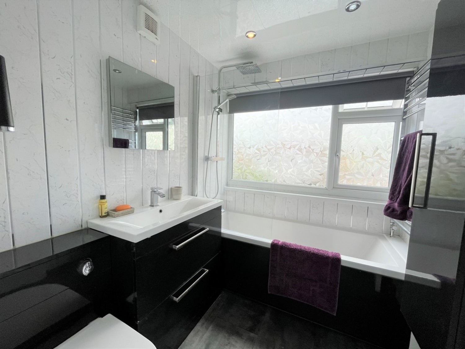 3 bedroom House for Letting Moorgate Road, Kippax