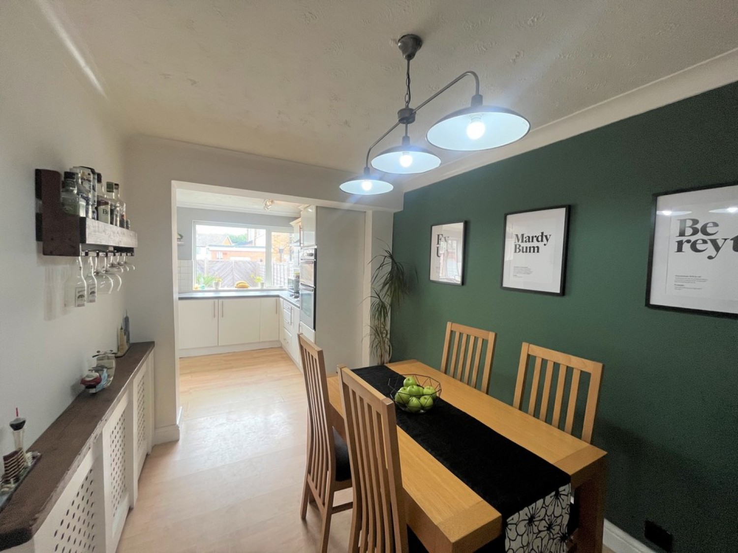 3 bedroom House for Letting Moorgate Road, Kippax
