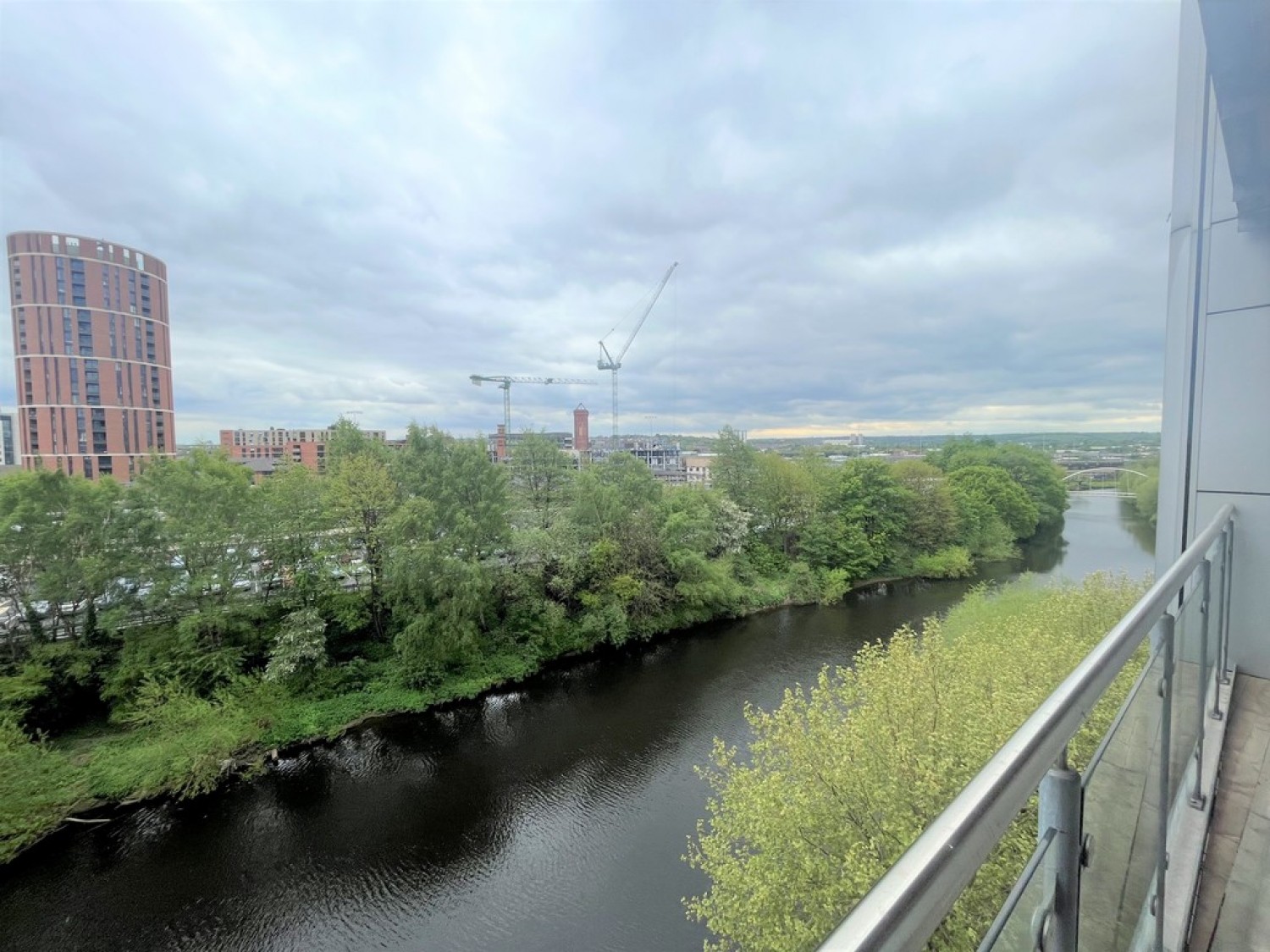 1 bedroom Flat for Letting Whitehall Quay