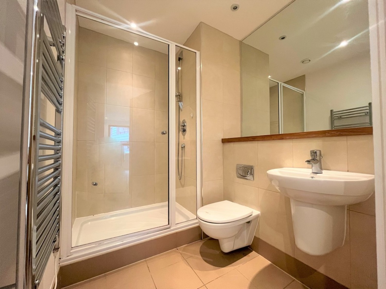 2 bedroom Flat for Letting The Gateway South