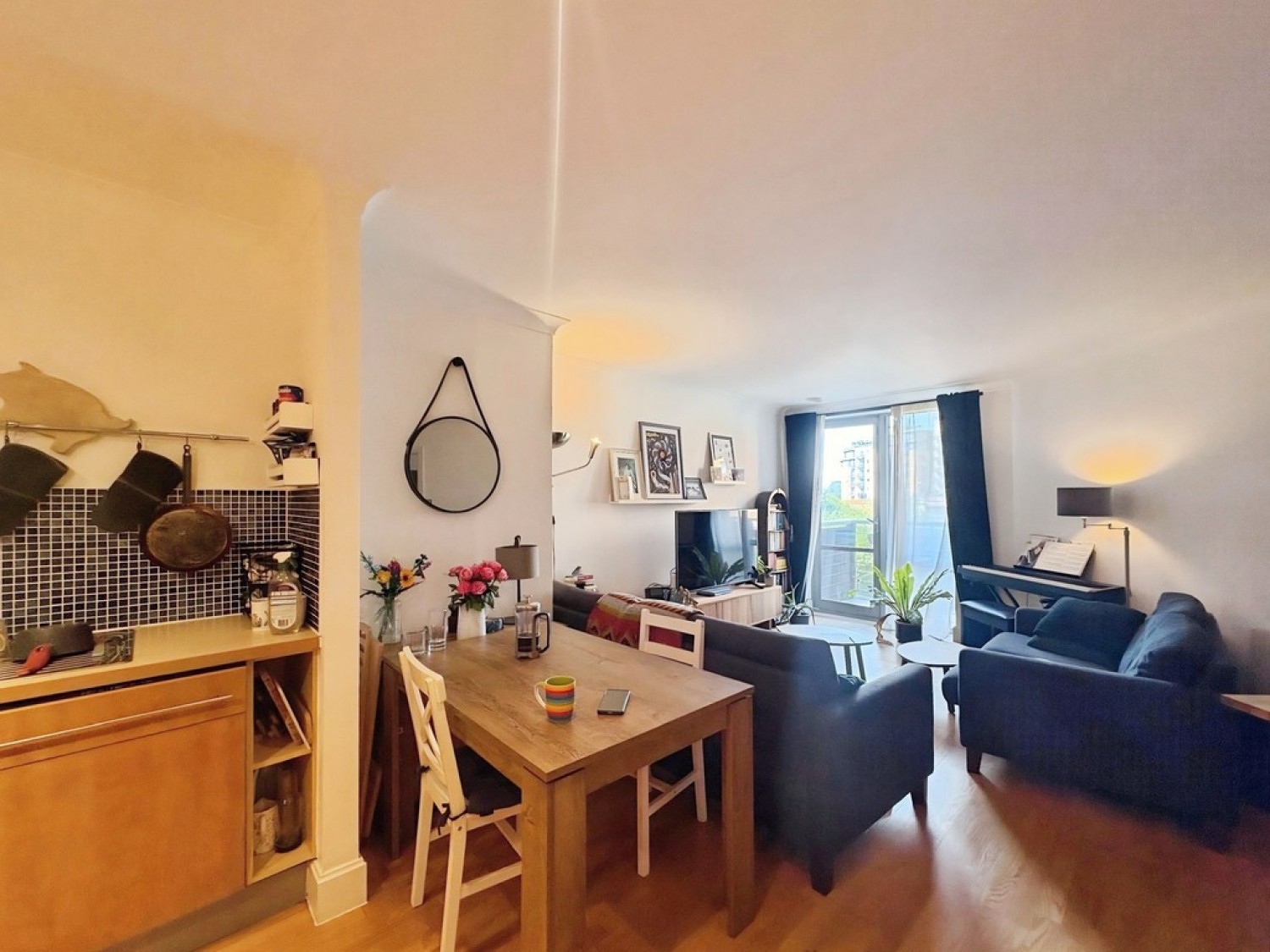 2 bedroom Flat for Letting Merchants Quay, East Street