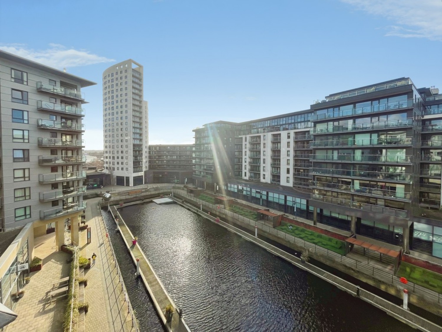 2 bedroom Flat for Sale Mcclure House, The Boulevard