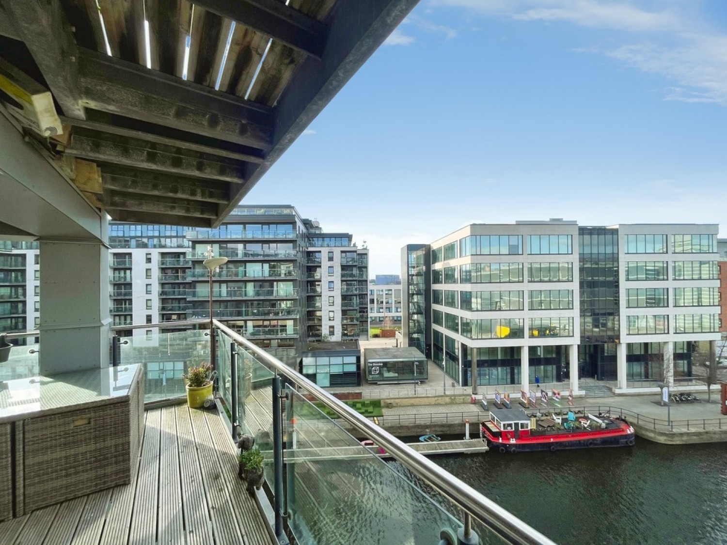 2 bedroom Flat for Sale Mcclure House, The Boulevard