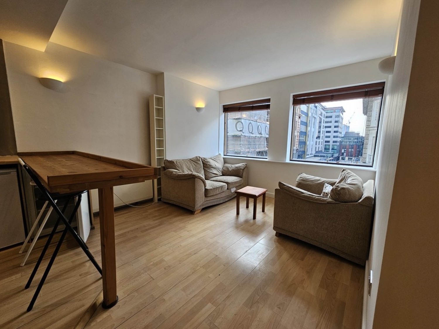 2 bedroom Flat for Letting 14 Park Row