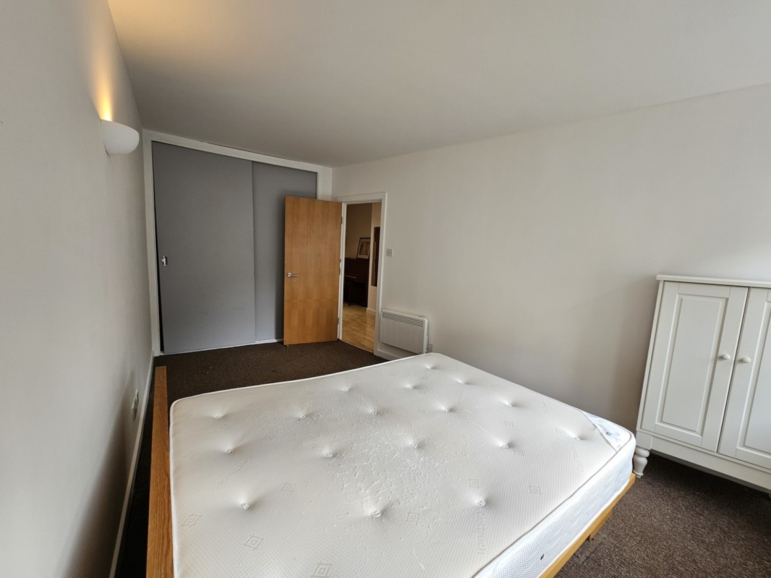 2 bedroom Flat for Letting 14 Park Row