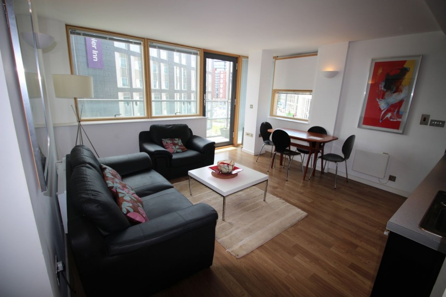 2 bedroom Flat for Letting West Point