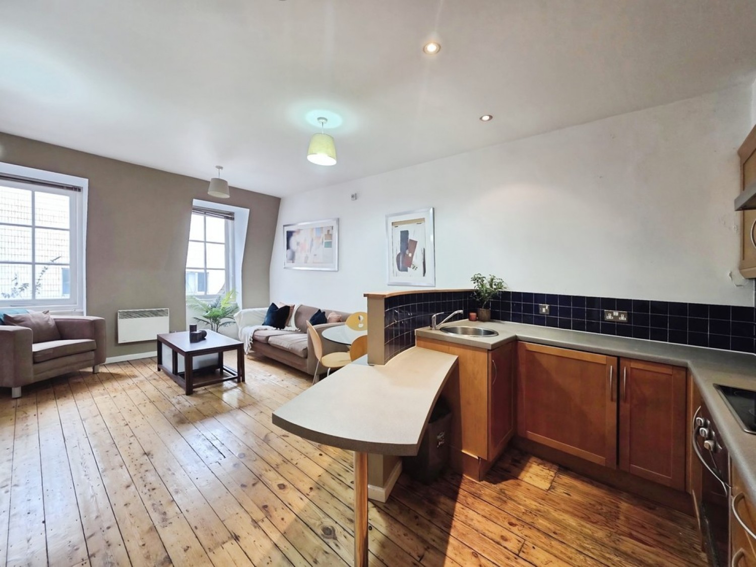 1 bedroom Flat for Letting Vassalli House, Central Road