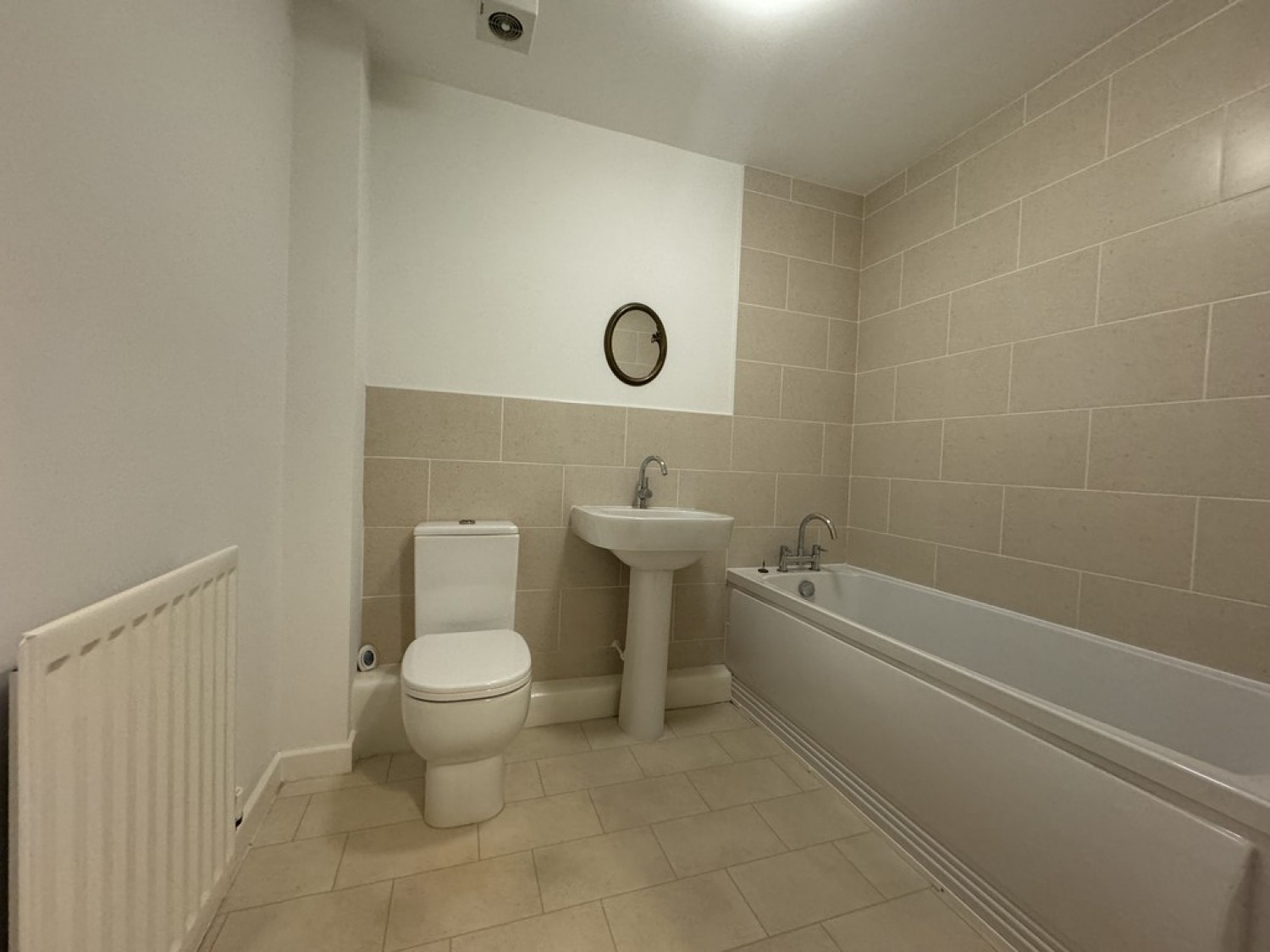 2 bedroom Flat for Letting Pullman House