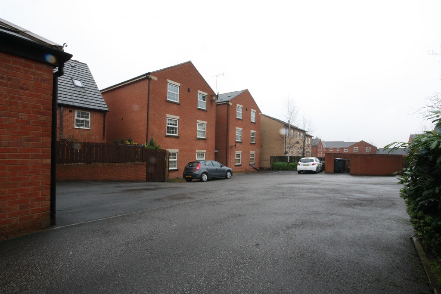 2 bedroom Flat for Sale Vienna Court, Churwell