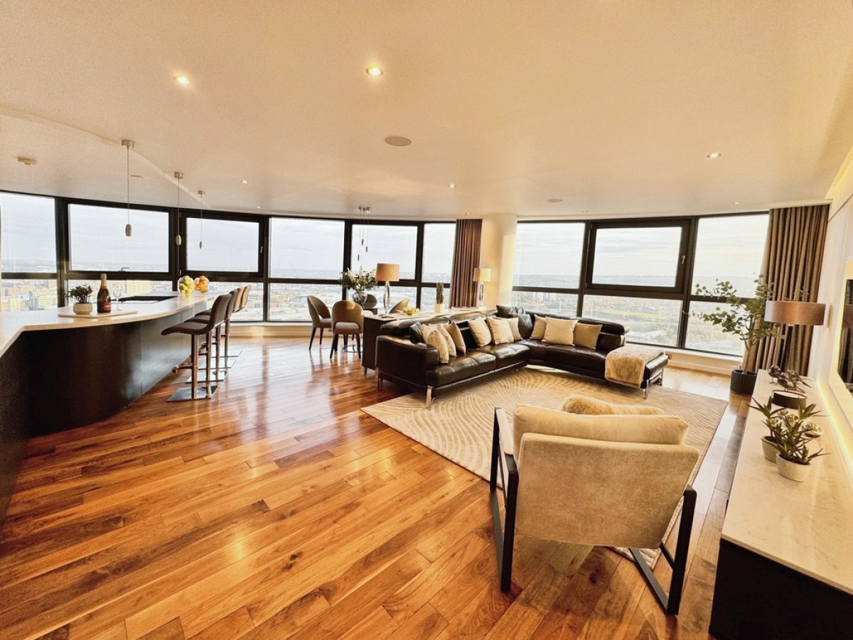 Penthouse Apartment, Bridgewater Place