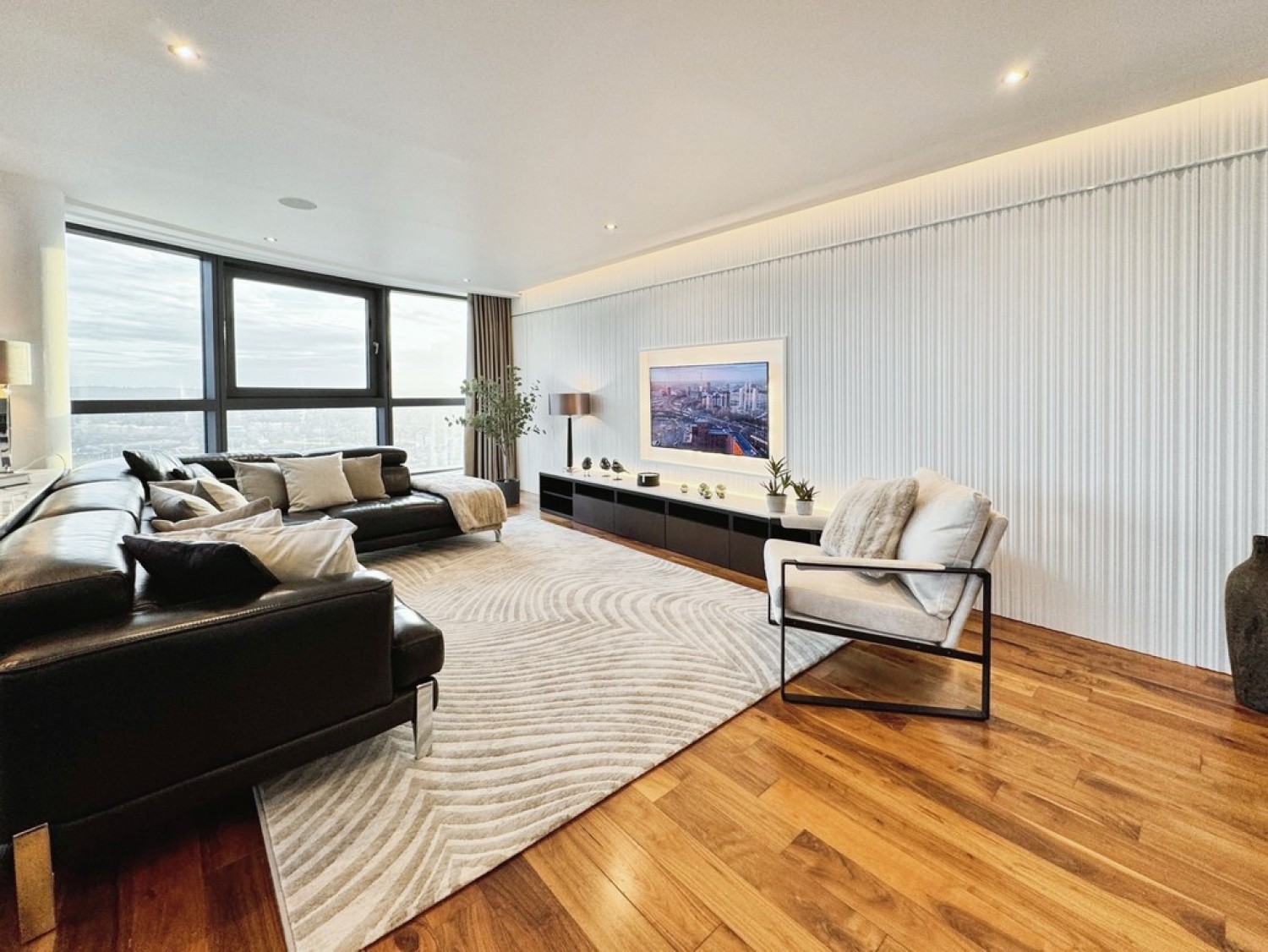 Penthouse Apartment, Bridgewater Place