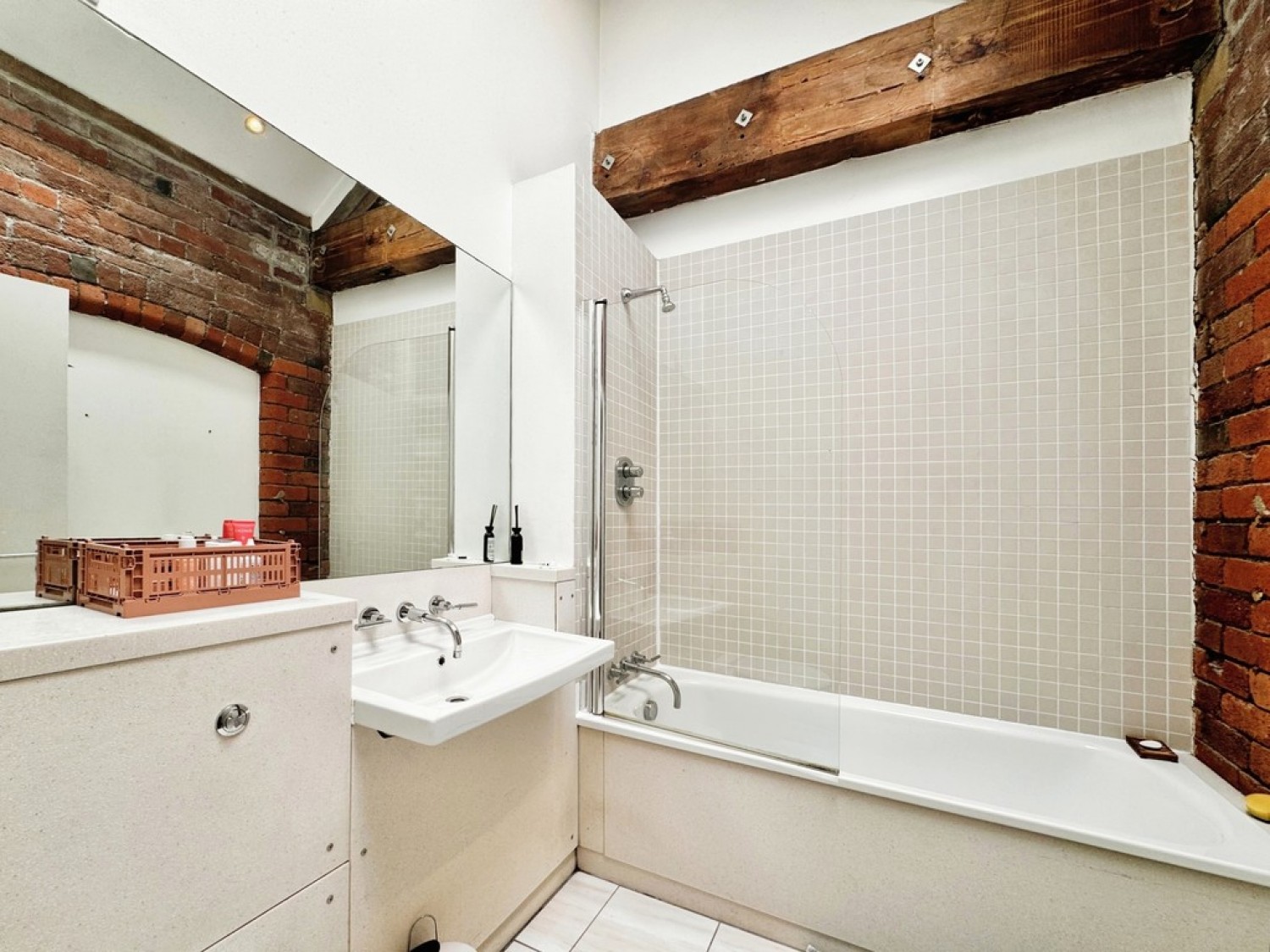 1 bedroom Flat for Letting Dewhirst Buildings