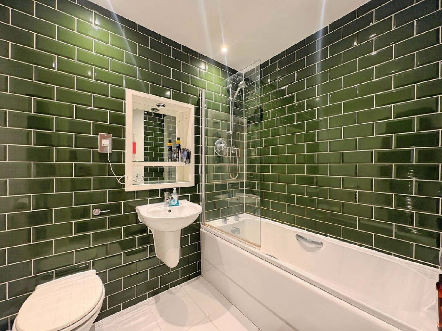 2 bedroom Flat for Letting St James Quay