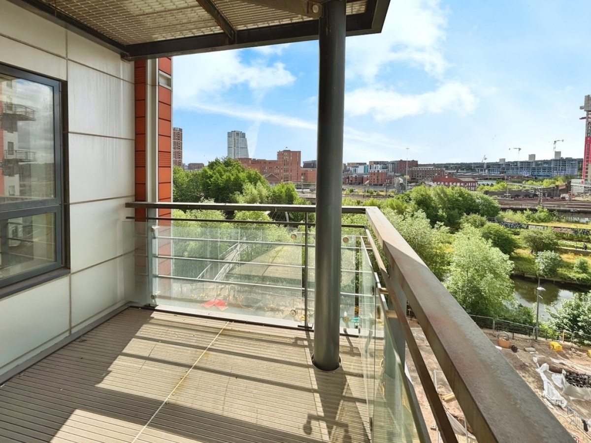 Whitehall Waterfront, 2 Riverside Way