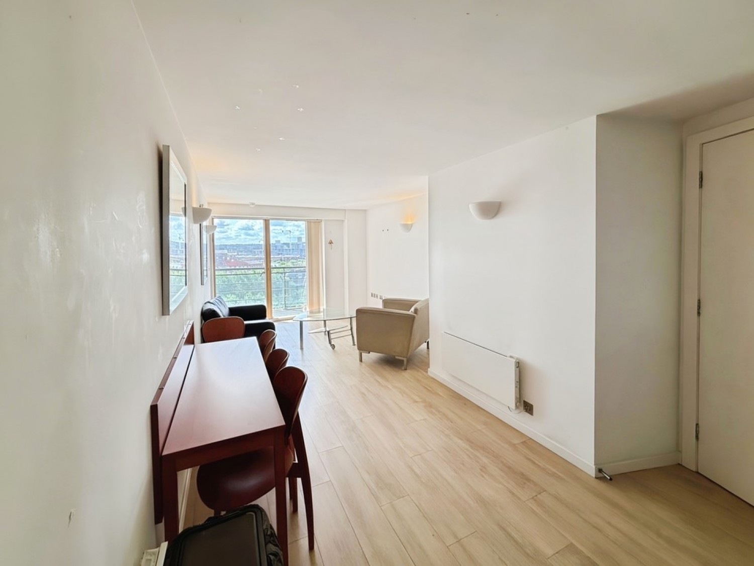 Whitehall Waterfront, 2 Riverside Way