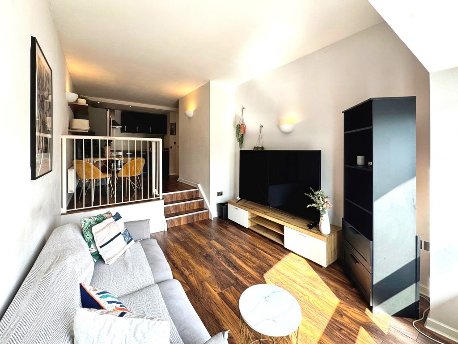 Whitehall Waterfront, 2 Riverside Way