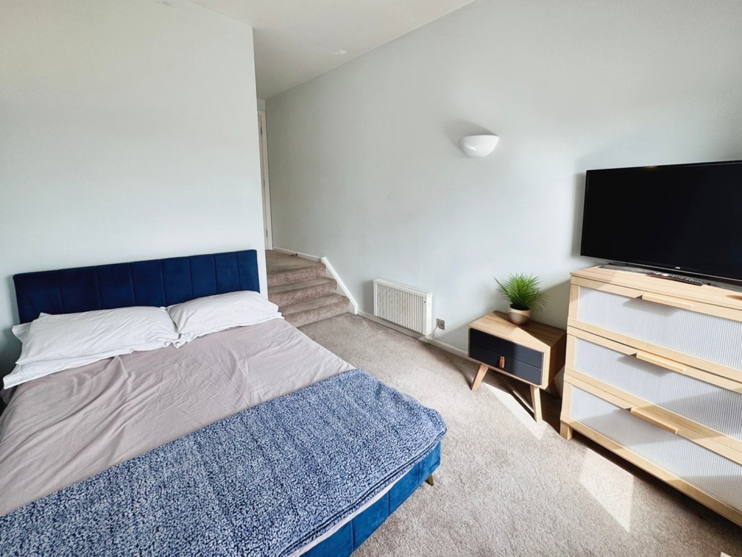 Whitehall Waterfront, 2 Riverside Way
