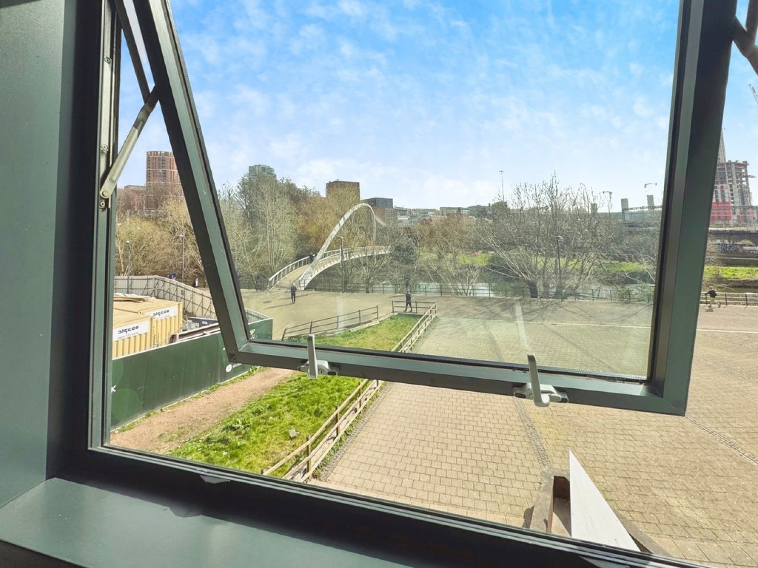 Whitehall Waterfront, 2 Riverside Way