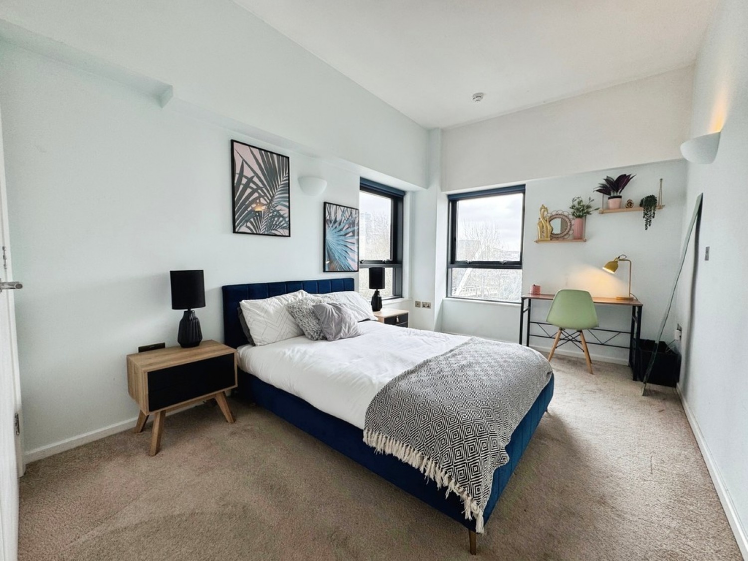 Whitehall Waterfront, 2 Riverside Way